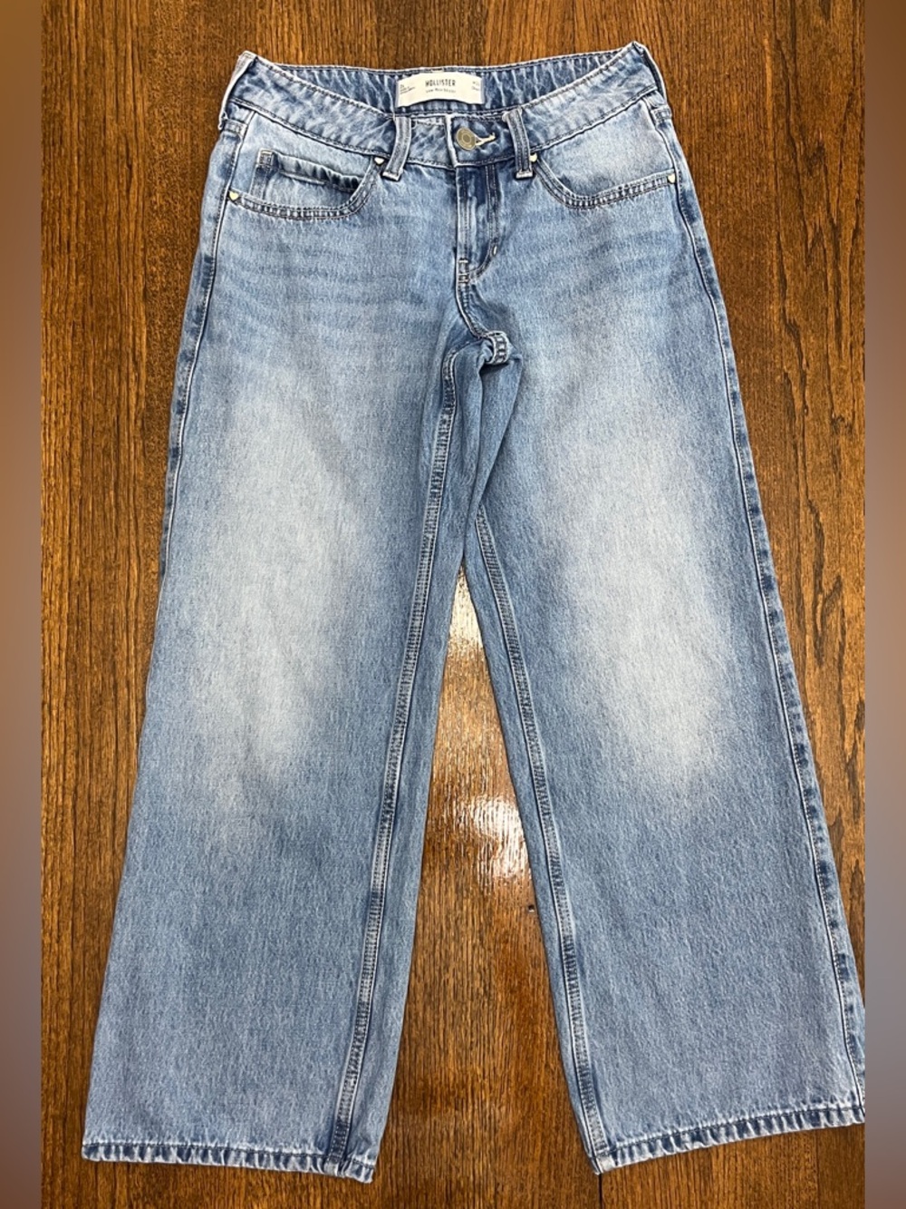 Hollister Low Rise Baggy Jeans